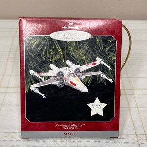 Hallmark Keepsake Ornament X-Wing Starfighter Star Wars Magic 1998